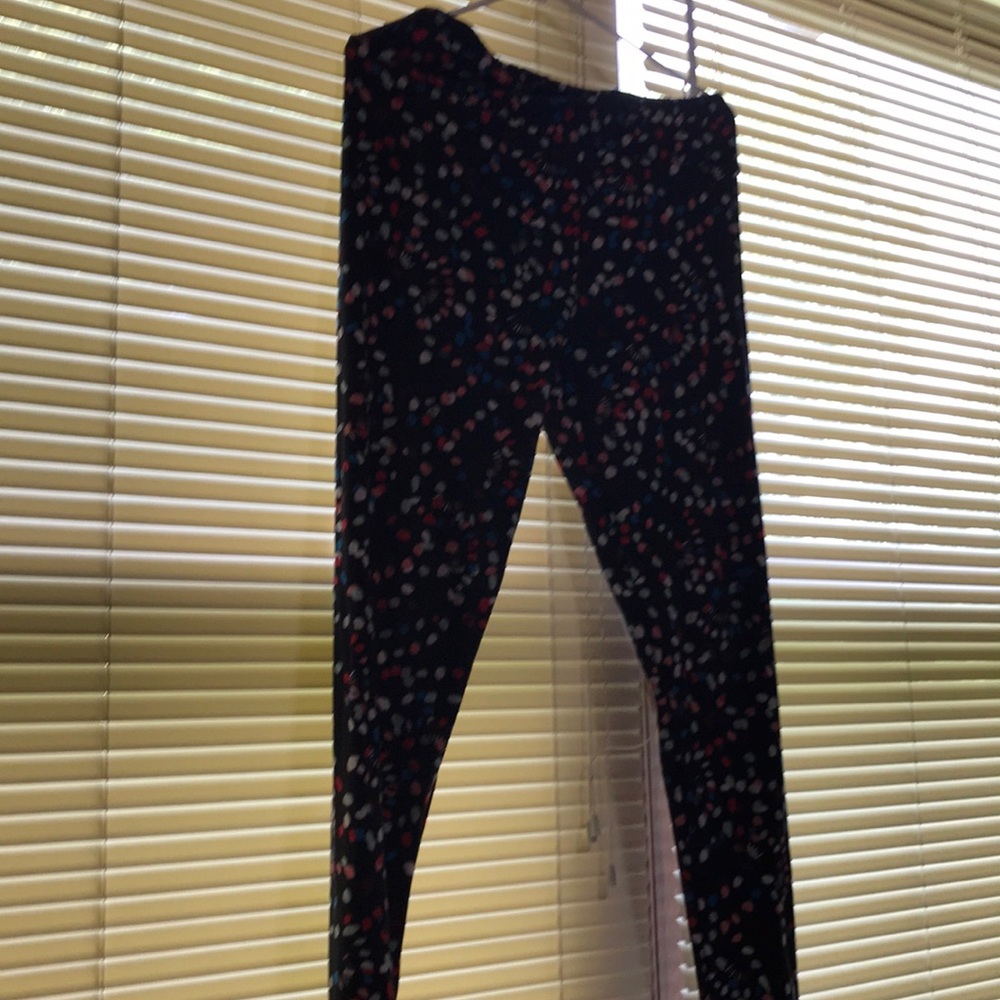 Tall and curvy Lularoe leggings